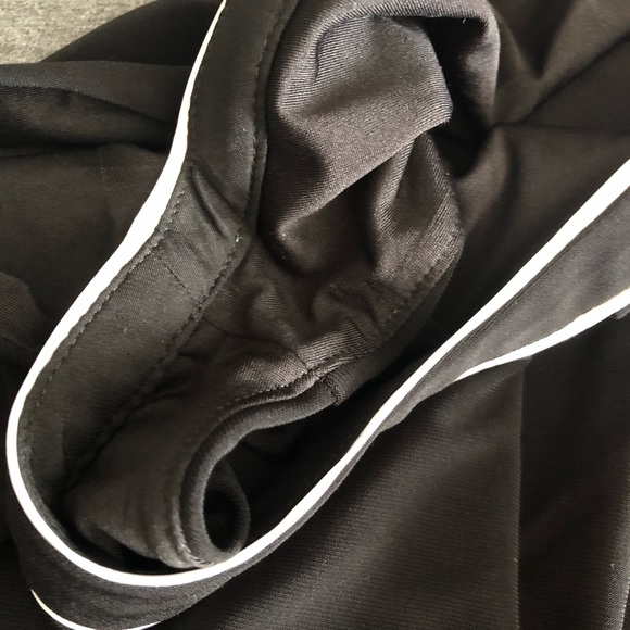 White House Black Market Sleeveless Lined Top, Size XXS - Picture 6 of 9